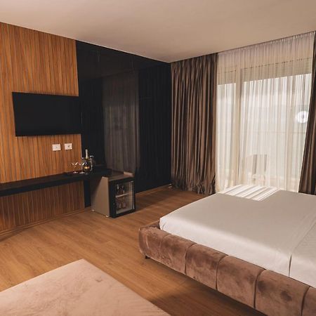 Grand Mirage Hotel Vlora Kültér fotó